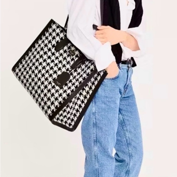 Kate Spade Black and Cream Houndstooth Manhattan - Picture 3 of 13